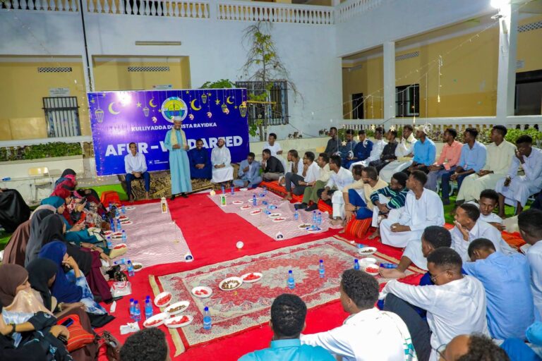 Faculty Student Union Hosts Ramadan Community Iftar